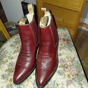 Matisse Women's Deep Red Ankle Booties